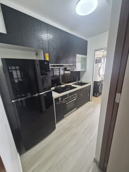 95B Henderson Road, 95B Henderson Road, 2 Bedrooms, 732 sqft, HDB Flat For Sale, by Dennis Lim, 500239969 - Kitchen - PropertyGuru.com.sg
