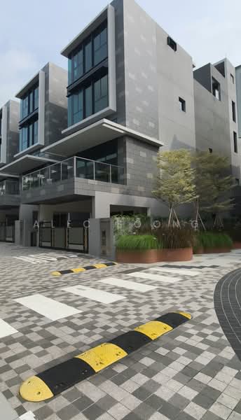Belgravia Ace, 100 Belgravia Drive, 5 Bedrooms, 4,058 sqft, Semi-Detached House For Sale, by Alec Soong, 500239974 - Exterior - PropertyGuru.com.sg