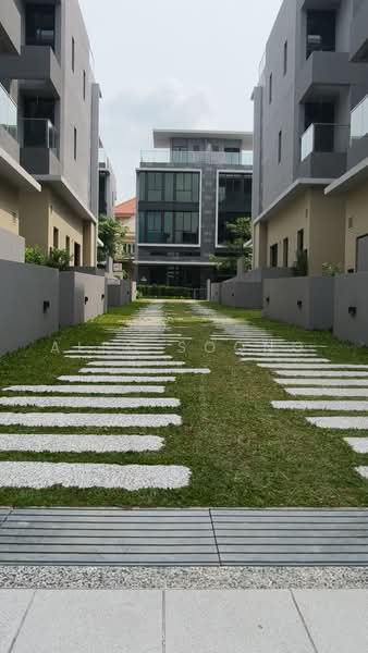 Belgravia Ace, 100 Belgravia Drive, 5 Bedrooms, 4,058 sqft, Semi-Detached House For Sale, by Alec Soong, 500239974 - Exterior - PropertyGuru.com.sg
