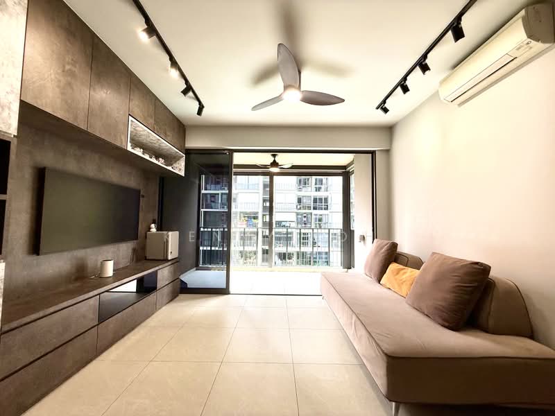 iNz Residence, 72 Choa Chu Kang Avenue 5, Dairy Farm / Bukit Panjang / Choa Chu Kang, 4 Bedrooms, 1,216 sqft, Condominium For Sale, by Kenny Koh, 500239982 - Living Room - PropertyGuru.com.sg