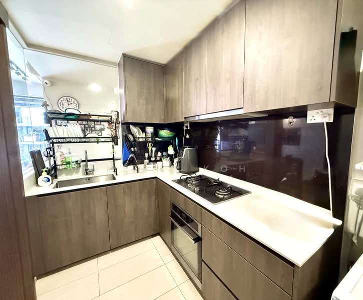 iNz Residence, 72 Choa Chu Kang Avenue 5, Dairy Farm / Bukit Panjang / Choa Chu Kang, 4 Bedrooms, 1,216 sqft, Condominium For Sale, by Kenny Koh, 500239982 - Kitchen - PropertyGuru.com.sg