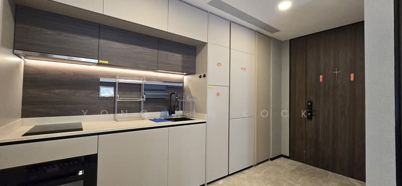 The Reef at King's Dock, 20 Harbourfront Avenue, 2 Bedrooms, 689 sqft, Condominium For Rent, by Yong Kin Kock, 500240000 - Functional Kitchen, good storage space - PropertyGuru.com.sg