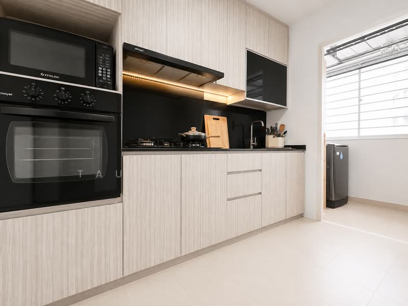 104D Canberra Street, 104D Canberra Street, 3 Bedrooms, 1,001 sqft, HDB Flat For Sale, by Taufik Batisah, 500240003 - Kitchen - PropertyGuru.com.sg