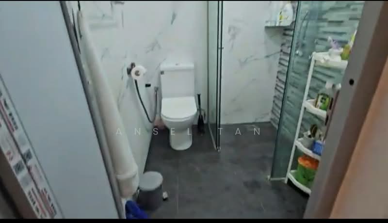 Walk to Novena MRT - Interior Common Room for Lease, , Room Rental, 70 sqft, Corner Terrace For Rent, by Ansel Tan, 500240008 - Bathroom - PropertyGuru.com.sg