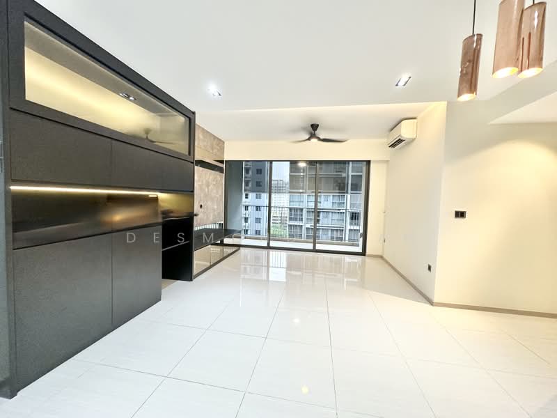 Bellewaters, 11 Anchorvale Crescent, 4 Bedrooms, 1,130 sqft, Condominium For Sale, by Desmond Lian, 500240014 - Living Room - PropertyGuru.com.sg