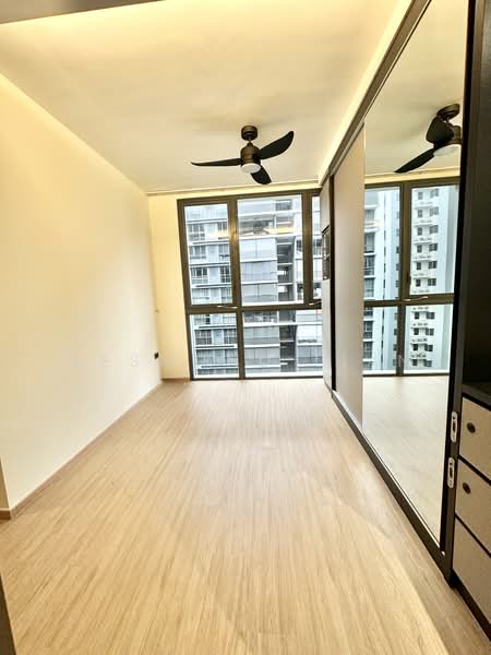 Bellewaters, 11 Anchorvale Crescent, 4 Bedrooms, 1,130 sqft, Condominium For Sale, by Desmond Lian, 500240014 - Interior - PropertyGuru.com.sg