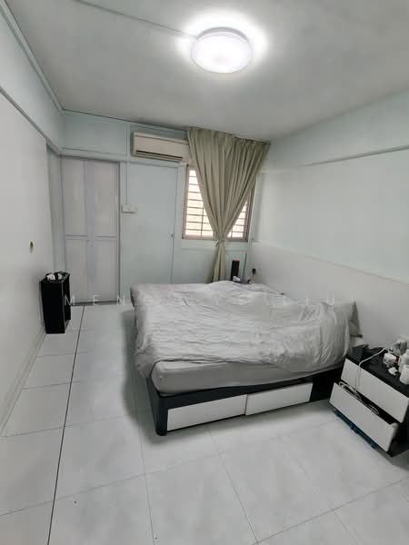 540 Bedok North Street 3, 540 Bedok North Street 3, 2 Bedrooms, 732 sqft, HDB Flat For Sale, by Meng Lye Liu, 500240024 - Bedroom - PropertyGuru.com.sg