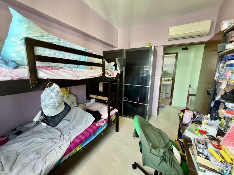 70B Telok Blangah Heights, 70B Telok Blangah Heights, 3 Bedrooms, 1,001 sqft, HDB Flat For Sale, by Peter Loh 彼得, 500240029 - Bedroom - PropertyGuru.com.sg