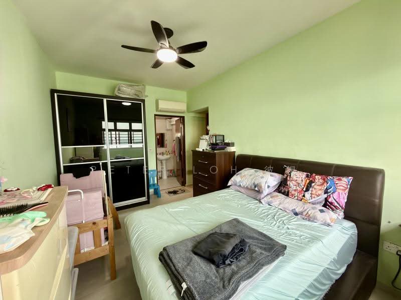 70B Telok Blangah Heights, 70B Telok Blangah Heights, 3 Bedrooms, 1,001 sqft, HDB Flat For Sale, by Peter Loh 彼得, 500240029 - Bedroom - PropertyGuru.com.sg