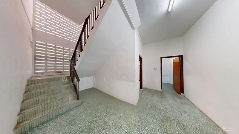 $12XXpsf Freehold Semi-D near Bartley and Serangoon MRT, , 4 Bedrooms, 2,511 sqft, Semi-Detached House For Sale, by Willi Ching, 500240041 - Entrance - PropertyGuru.com.sg