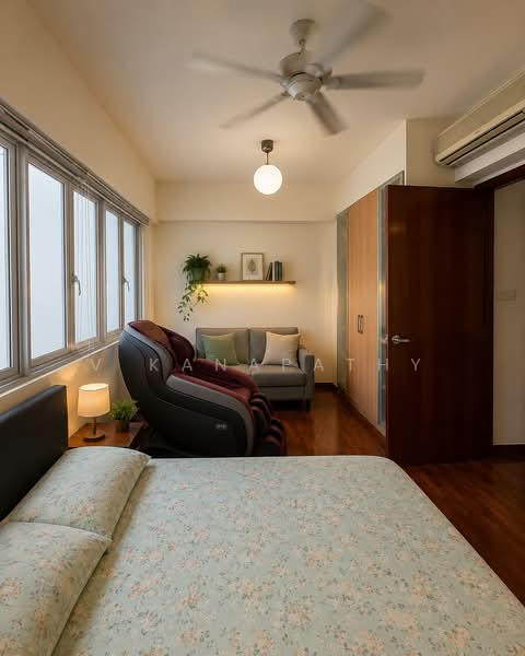 The Shaughnessy, 56 Miltonia Close, 5 Bedrooms, 3,541 sqft, Terraced House For Sale, by V Kanapathy, 500240045 - Bedroom - PropertyGuru.com.sg