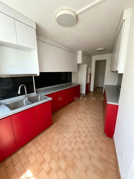 354 Hougang Avenue 7, 354 Hougang Avenue 7, 3 Bedrooms, 1,098 sqft, HDB Flat For Rent, by Elson Wang, 500240052 - Kitchen - PropertyGuru.com.sg