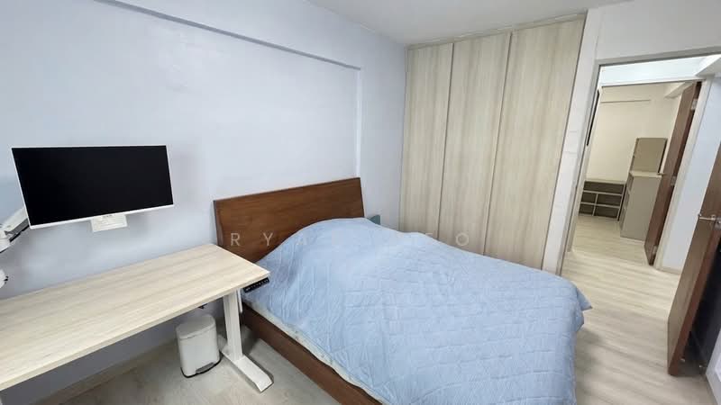 414 Hougang Avenue 10, 414 Hougang Avenue 10, 3 Bedrooms, 980 sqft, HDB Flat For Sale, by Ryan Yeo, 500240059 - Bedroom - PropertyGuru.com.sg