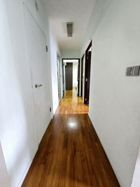 310C Punggol Walk, 310C Punggol Walk, Hougang / Punggol / Sengkang, 3 Bedrooms, 990 sqft, HDB Flat For Sale, by Damien Goh, 500240082 - Corridor - PropertyGuru.com.sg