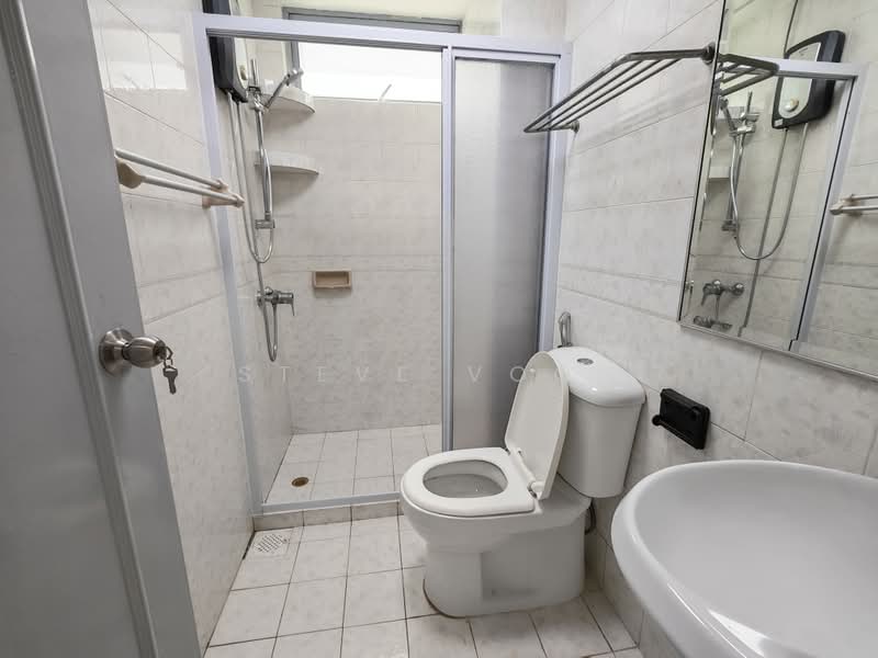 Emerald Park, 2 Indus Road, Room Rental, 80 sqft, Condominium For Rent, by Steve Voon, 500240099 - Bathroom - PropertyGuru.com.sg