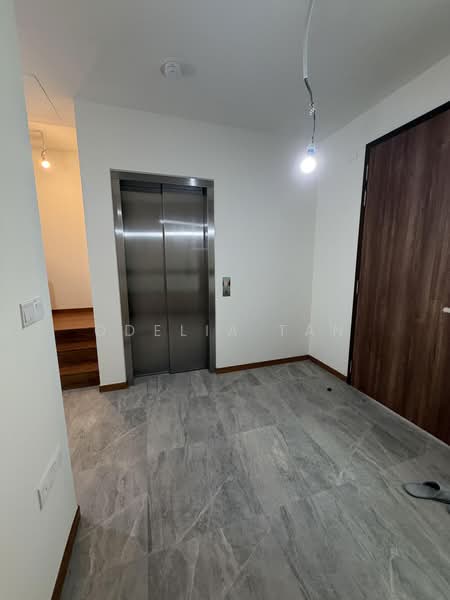 Belgravia Ace, 100 Belgravia Drive, Seletar / Yio Chu Kang, 5 Bedrooms, 3,929 sqft, Semi-Detached House For Sale, by Odelia Tan, 500240101 - Entrance - PropertyGuru.com.sg