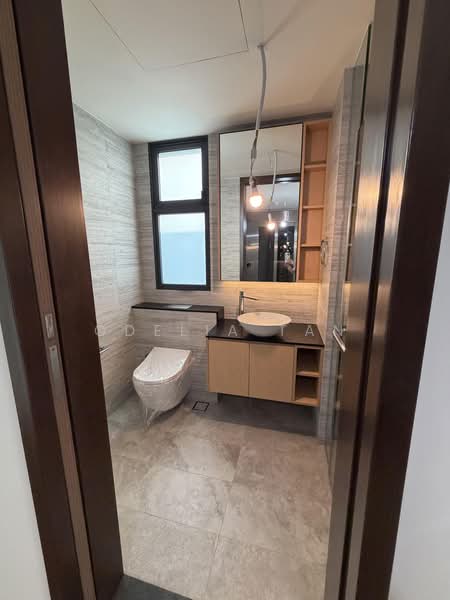 Belgravia Ace, 100 Belgravia Drive, Seletar / Yio Chu Kang, 5 Bedrooms, 3,929 sqft, Semi-Detached House For Sale, by Odelia Tan, 500240101 - Bathroom - PropertyGuru.com.sg