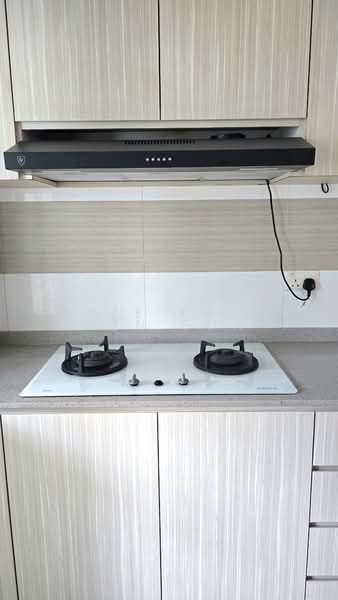 473C Upper Serangoon Crescent, 473C Upper Serangoon Crescent, Hougang / Punggol / Sengkang, 3 Bedrooms, 1,001 sqft, HDB Flat For Rent, by Kate Xuan Wen Soh, 500240104 - Kitchen - PropertyGuru.com.sg