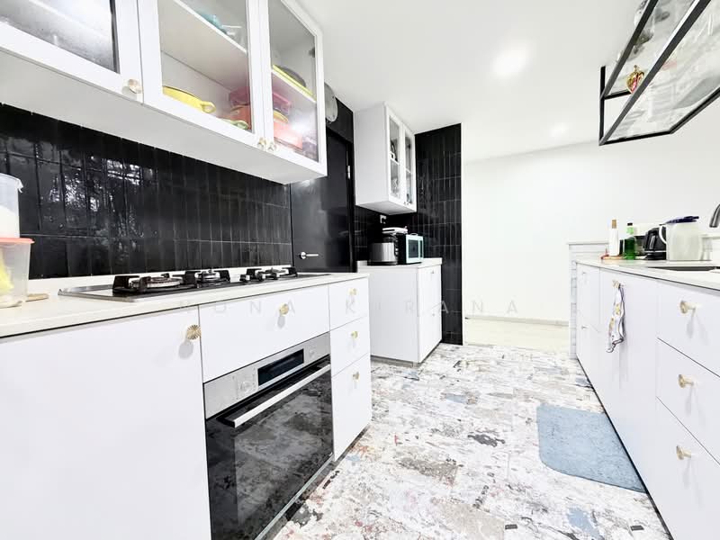 The Warren, 37 Choa Chu Kang Loop, 4 Bedrooms, 1,281 sqft, Apartment For Sale, by Nona Kirana, 500240106 - Kitchen - PropertyGuru.com.sg