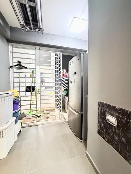 The Warren, 37 Choa Chu Kang Loop, 4 Bedrooms, 1,281 sqft, Apartment For Sale, by Nona Kirana, 500240106 - Interior - PropertyGuru.com.sg