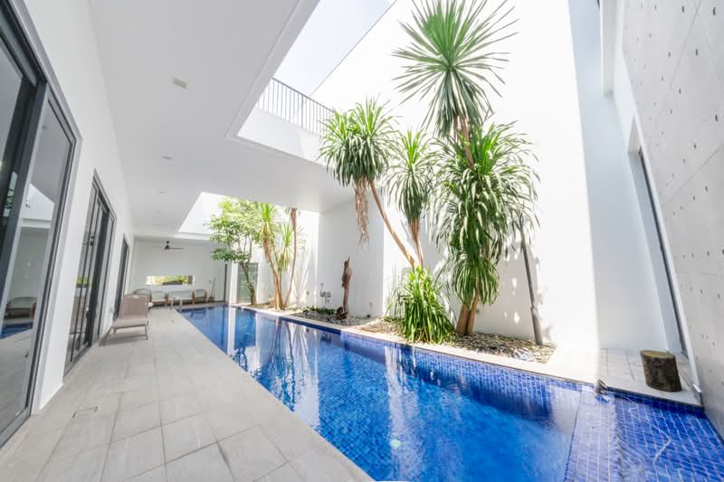 Semi- Detached in District 25 Jalan Bumbong | Woodlands Park, Jalan Rasok, Jalan Jendela, Gelegar, Jalan Bumbong, Jalan Rasok, Jalan Jendela, Jalan Gelegar, 8 Bedrooms, 8,320 sqft, Semi-Detached House For Sale, by Kai Mun, 500240112 - Pool - PropertyGuru.com.sg