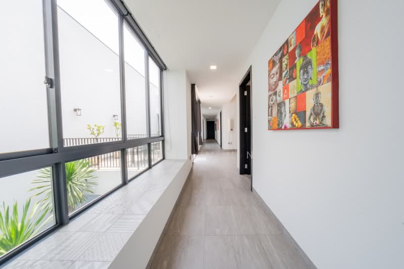 Semi- Detached in District 25 Jalan Bumbong | Woodlands Park, Jalan Rasok, Jalan Jendela, Gelegar, Jalan Bumbong, Jalan Rasok, Jalan Jendela, Jalan Gelegar, 8 Bedrooms, 8,320 sqft, Semi-Detached House For Sale, by Kai Mun, 500240112 - Corridor - PropertyGuru.com.sg