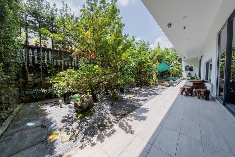 Semi- Detached in District 25 Jalan Bumbong | Woodlands Park, Jalan Rasok, Jalan Jendela, Gelegar, Jalan Bumbong, Jalan Rasok, Jalan Jendela, Jalan Gelegar, Admiralty / Woodlands, 8 Bedrooms, 8,320 sqft, Semi-Detached House For Sale, by Kai Mun, 500240112 - Garden - PropertyGuru.com.sg