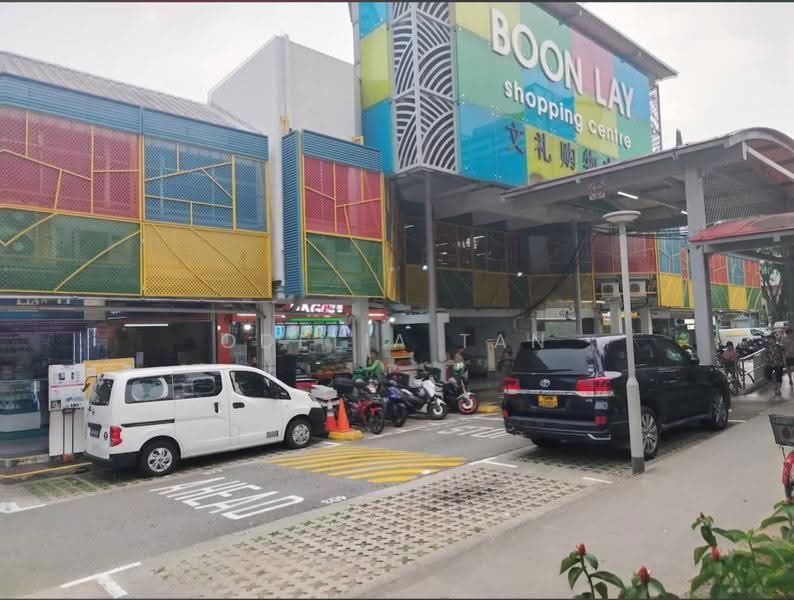 Boon Lay Shopping Centre, 221 Boon Lay Place, 5,318 sqft, Other Retail For Rent, by Odelia Tan, 500240115 - Exterior - CommercialGuru.com.sg