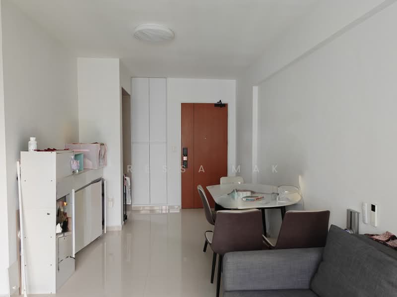 335B Yishun Riverwalk, 335B Yishun Street 31, Sembawang / Yishun, 2 Bedrooms, 721 sqft, HDB Flat For Sale, by Gressa Mak, 500240118 - Living Room - PropertyGuru.com.sg