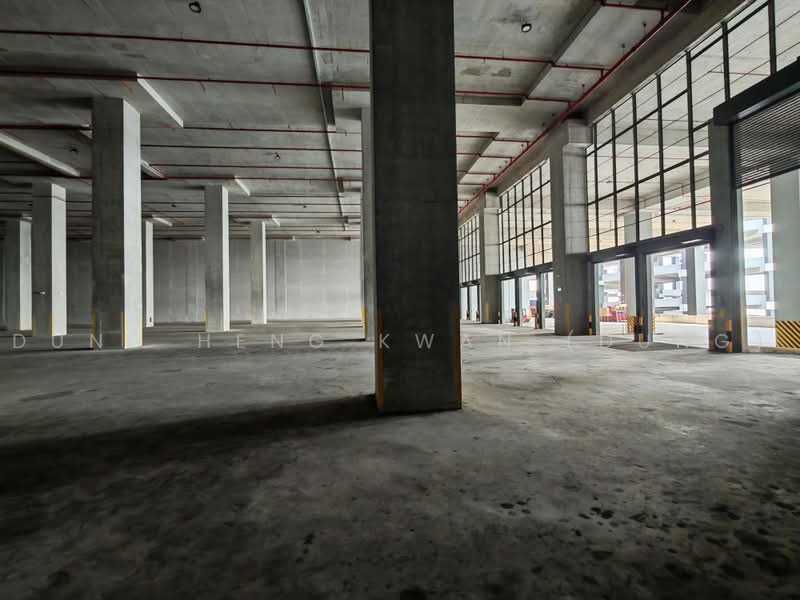 Up to 200ksf + 12m Ceiling + Multiple Bays, Penjuru. Pandan. Jalan Buroh., 90,000 sqft, Warehouse For Rent, by Dung Heng Kwan (Dung), 500240119 - Interior - CommercialGuru.com.sg