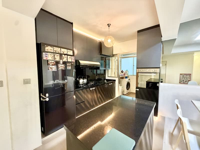 513D Yishun Street 51, 513D Yishun Street 51, Sembawang / Yishun, 3 Bedrooms, 1,001 sqft, HDB Flat For Sale, by Hidayat Shariff, 500240122 - Kitchen - PropertyGuru.com.sg