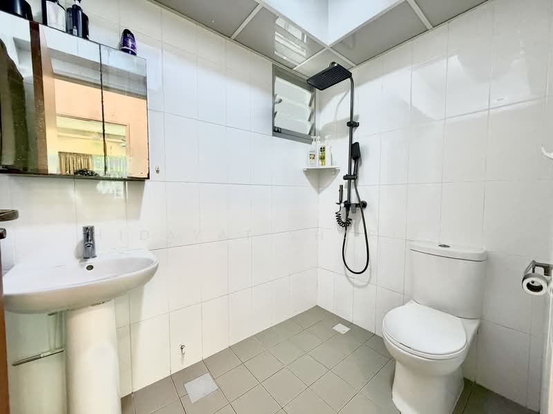 513D Yishun Street 51, 513D Yishun Street 51, Sembawang / Yishun, 3 Bedrooms, 1,001 sqft, HDB Flat For Sale, by Hidayat Shariff, 500240122 - Bathroom - PropertyGuru.com.sg
