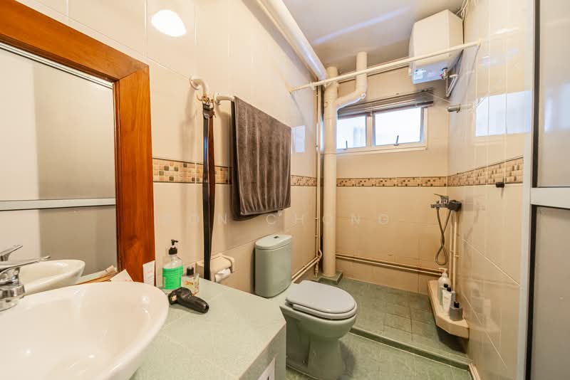 235 Choa Chu Kang Central, 235 Choa Chu Kang Central, 3 Bedrooms, 1,657 sqft, HDB Flat For Sale, by Ron Chong, 500240128 - Bathroom - PropertyGuru.com.sg