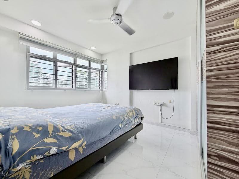673A Edgefield Plains, 673A Edgefield Plains, 3 Bedrooms, 969 sqft, HDB Flat For Sale, by Kennie Yau, 500240151 - Bedroom - PropertyGuru.com.sg
