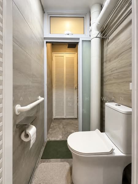 36 Circuit Road, 36 Circuit Road, 2 Bedrooms, 678 sqft, HDB Flat For Sale, by Hayley Koh Wan Ting, 500240176 - Bathroom - PropertyGuru.com.sg