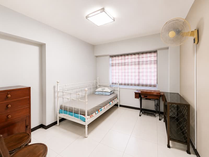 220C Bedok Central, 220C Bedok Central, 3 Bedrooms, 1,044 sqft, HDB Flat For Sale, by Ethan Tay, 500240180 - Bedroom - PropertyGuru.com.sg