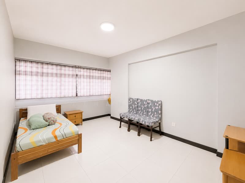 220C Bedok Central, 220C Bedok Central, 3 Bedrooms, 1,044 sqft, HDB Flat For Sale, by Ethan Tay, 500240180 - Bedroom - PropertyGuru.com.sg