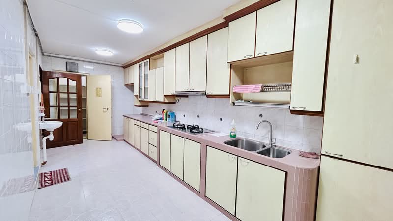 663D Jurong West Street 65, 663D Jurong West Street 65, 3 Bedrooms, 1,184 sqft, HDB Flat For Rent, by Lisa Seow, 500240186 - Kitchen - PropertyGuru.com.sg