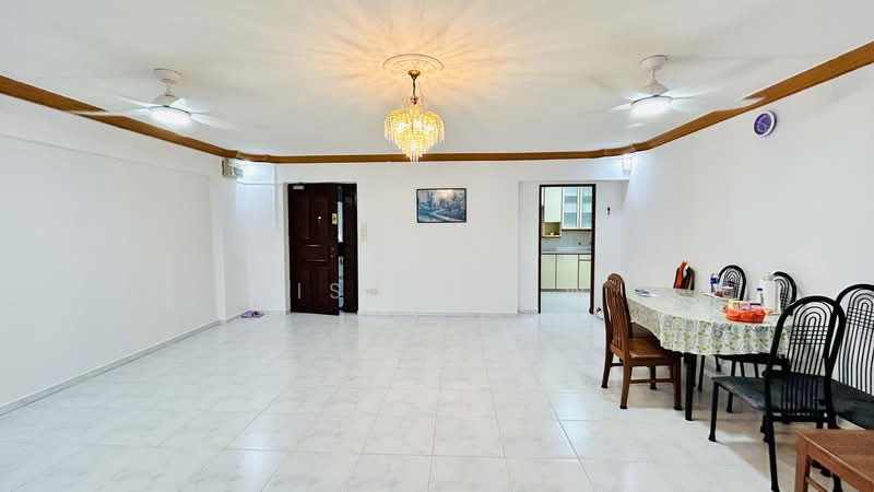 663D Jurong West Street 65, 663D Jurong West Street 65, 3 Bedrooms, 1,184 sqft, HDB Flat For Rent, by Lisa Seow, 500240186 - Living Room - PropertyGuru.com.sg