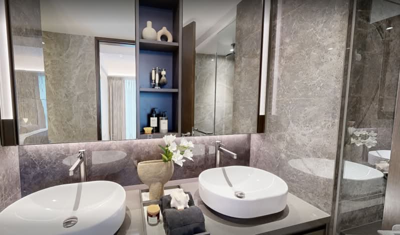 Undervalued Penthouse, , 5 Bedrooms, 2,688 sqft, Condominium For Sale, by Fabian Tan, 500240187 - Bathroom - PropertyGuru.com.sg