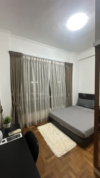 Maple Woods, 993 Bukit Timah Road, Room Rental, 150 sqft, Condominium For Rent, by Doreen Heng, 500240192 - Bedroom - PropertyGuru.com.sg