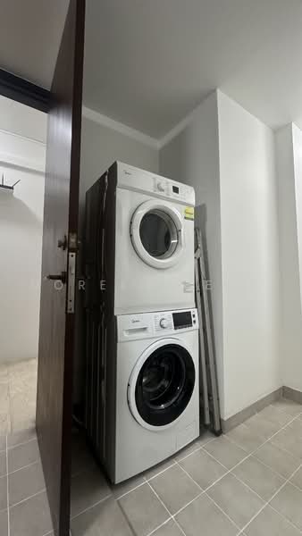 Maple Woods, 993 Bukit Timah Road, Room Rental, 150 sqft, Condominium For Rent, by Doreen Heng, 500240192 - Interior - PropertyGuru.com.sg