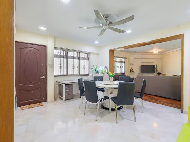 342 Tampines Street 33, 342 Tampines Street 33, 3 Bedrooms, 1,195 sqft, HDB Flat For Sale, by Zee Koh, 500240197 - Dining Room - PropertyGuru.com.sg