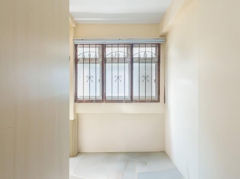 342 Tampines Street 33, 342 Tampines Street 33, 3 Bedrooms, 1,195 sqft, HDB Flat For Sale, by Zee Koh, 500240197 - Interior - PropertyGuru.com.sg