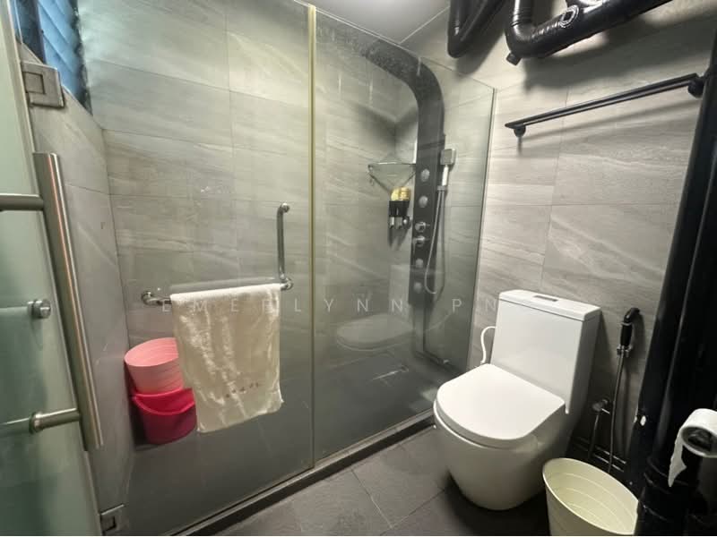 710 Hougang Avenue 2, 710 Hougang Avenue 2, 4 Bedrooms, 1,291 sqft, HDB Flat For Sale, by Emerlynn Png, 500240214 - PropertyGuru.com.sg