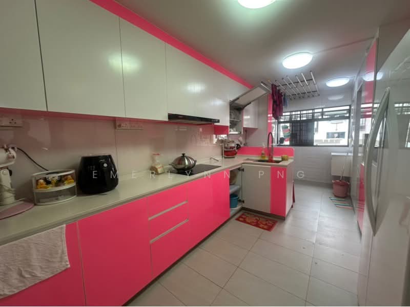 710 Hougang Avenue 2, 710 Hougang Avenue 2, 4 Bedrooms, 1,291 sqft, HDB Flat For Sale, by Emerlynn Png, 500240214 - PropertyGuru.com.sg