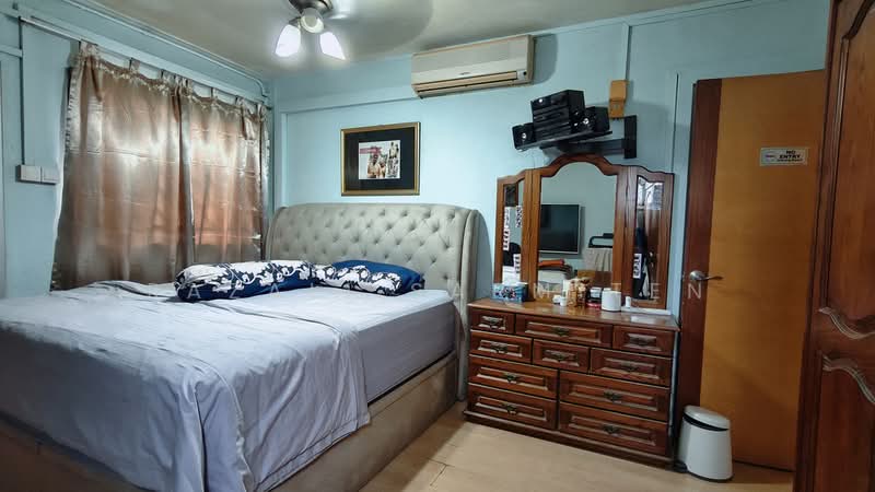 536 Bukit Batok Street 52, 536 Bukit Batok Street 52, 3 Bedrooms, 1,109 sqft, HDB Flat For Sale, by Razali Sarmiten, 500240217 - Bedroom - PropertyGuru.com.sg