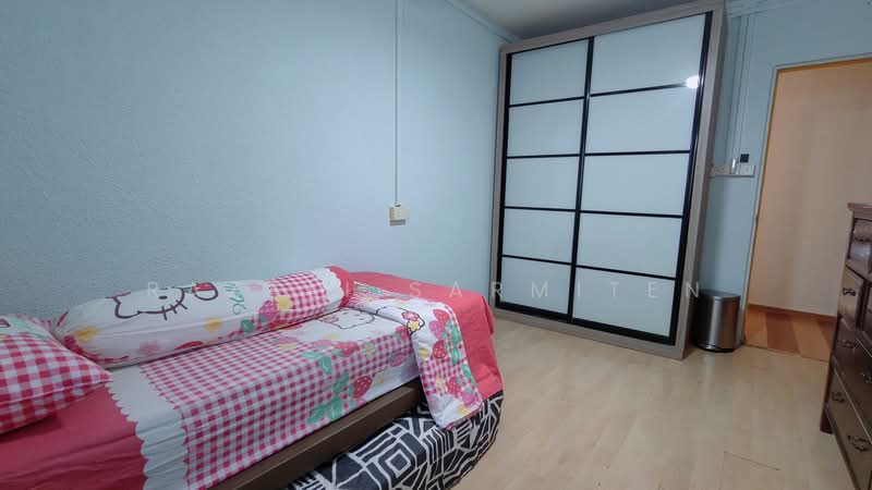 536 Bukit Batok Street 52, 536 Bukit Batok Street 52, 3 Bedrooms, 1,109 sqft, HDB Flat For Sale, by Razali Sarmiten, 500240217 - Bedroom - PropertyGuru.com.sg