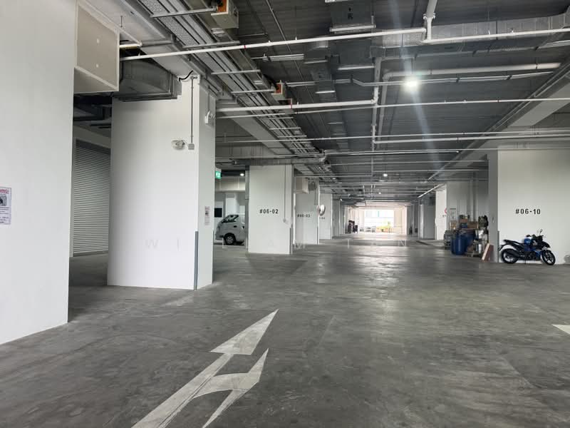 Food Vision @ Mandai, 21 Mandai Estate, 1,722 sqft, Factory / Workshop (B2) For Rent, by William Tan, 500240223 - Car Park - CommercialGuru.com.sg
