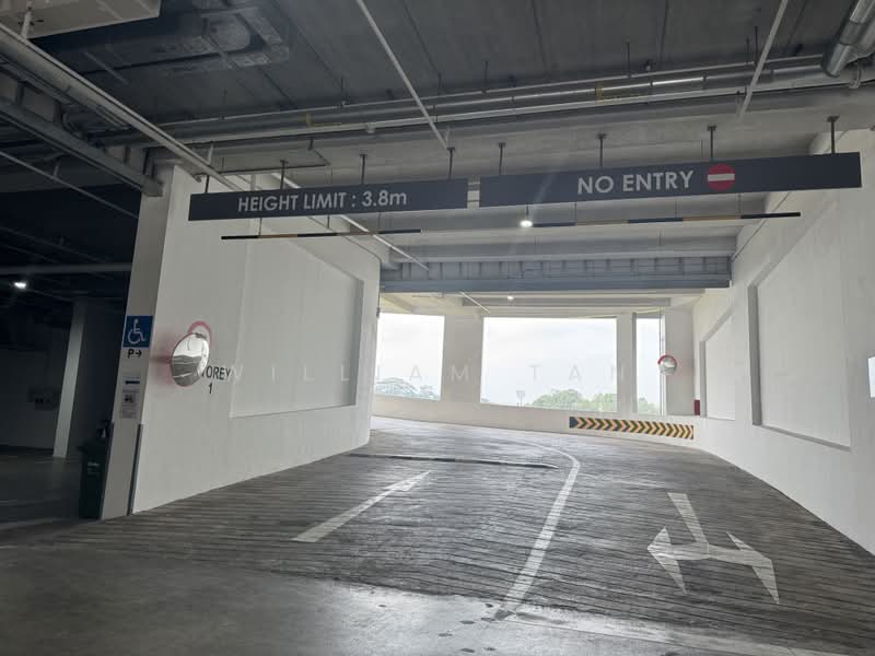Food Vision @ Mandai, 21 Mandai Estate, 1,722 sqft, Factory / Workshop (B2) For Rent, by William Tan, 500240223 - Car Park - CommercialGuru.com.sg